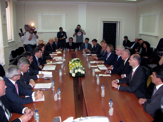 Sastanak delegacije Vlade RS sa delegacijom Hrvatske (Foto: SRNA)