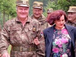Ratko Mladić i supruga Bosiljka (Foto: Večernje novosti)