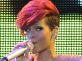 Rihanna (Foto: world entertainment news)