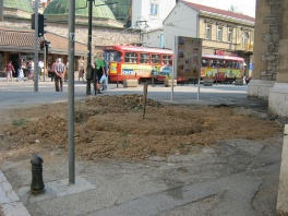 Počelo uređenje prostora kod Katedrale
