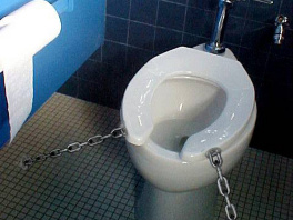 Žene mrze kada muškarci ne spuste dasku na wc-šolji