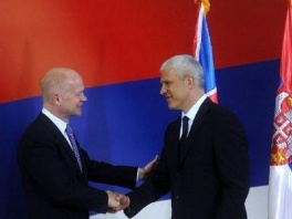 William Hague i Boris Tadić (Foto: AFP)