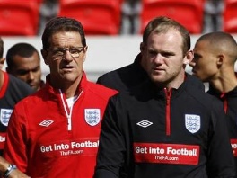 Fabio Capello i Wayne Rooney (Foto: Reuters)