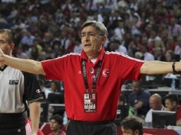 Bogdan Tanjević (Foto: AP)