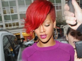 Rihanna (Foto: Bangshowbiz)