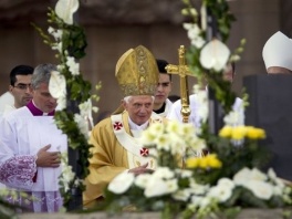 Papa u Barceloni (Foto: AP)