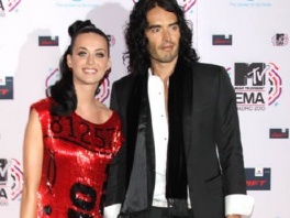Katy Perry i Russel Brand (Foto: Bangshowbiz)