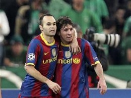 Iniesta i Messi (Foto: AP)