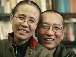 Liu Xiaobo sa suprugom (Foto: Reuters)