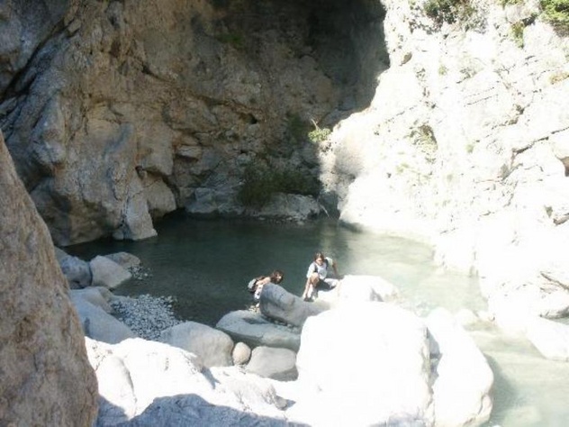 Albanija