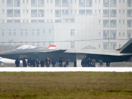 Isproban novi "nevidljivi" borbeni avion