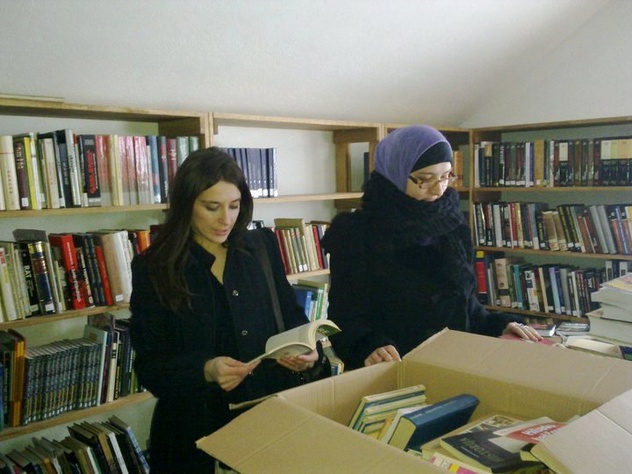 Donatori u biblioteci