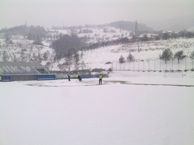 Pirota pod snijegom (Foto: ENI news)