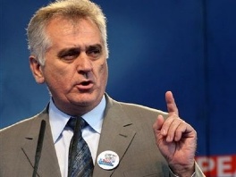 Nikolić odbio molbu Tadića da prekine štrajk