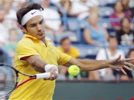 Federer ekspresno, Wozniacki se mučila