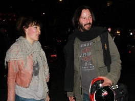 Keanu Reeves napokon našao djevojku?