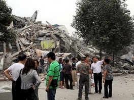 Kina: 11 radnika nestalo u rušenju zgrade