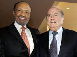Bin Hammam i Sepp Blatter