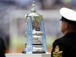 Trofej FA kupa (Foto: Reuters)