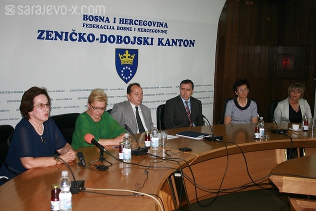 Potpisivanje ugovora u sjedistu Vlade ZDK (Foto: ZEDA)