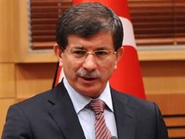Davutoglu iftario na izvorištu Bune