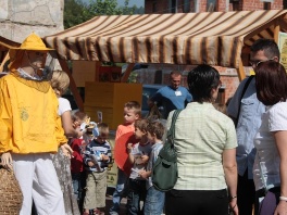 U Bosanskoj Krupi Drugi sajam meda
