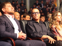 Kadyrov, Van Damme i Swank (Foto: AFP)