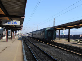 Vozovi ŽRS-a stoje zbog 327.000 KM, a štete mnogo veće