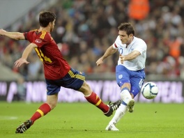 Detalj s meča Engleska - Španija (Foto: AP)