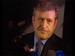 Safet Sušić nakon slijetanja davao izjave za portugalske medije