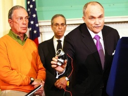 Raymond Kelly i Michael Bloomberg