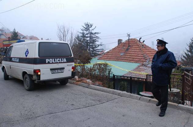 Policijski službenici na mjestu događaja (Foto: Darko Zabuš/Fotoservis)