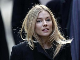 Sienna Miller: Zbog medijskog pritiska postala sam paranoična