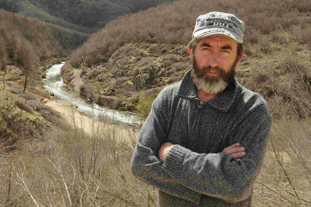 Borislav Janković, član ekološkog pokreta Zelenkovac, kaže da bi lokalnoj zajednici, umjesto izgradnje hidroelektrane, više koristi donijelo ulaganje u turizam.