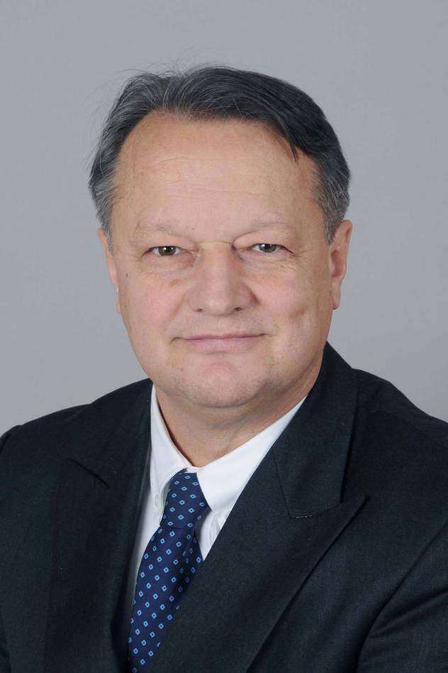 Anton Papež, direktor slovenačke firme Interenergo, koja je u RS do sada preuzela četiri male hidroelektrane, kaže da pregovaraju sa još koncesionara radi kupovine koncesija.