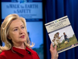 Hillary Clinton pohvalila Odbojkaški klub invalida Fantomi