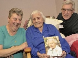 Lillie Arnold dočekala 105. rođendan