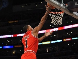 Clippersi krenuli pobjedom, Rose sredio Lakerse