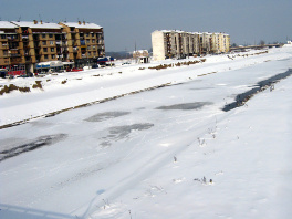 Debljina leda ponegdje i 10 cm (Foto: SRNA)