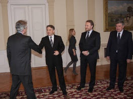 Burns s članovima Predsjedništva BiH