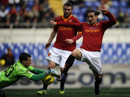 Igrači Rome u napadu (Foto: AFP)