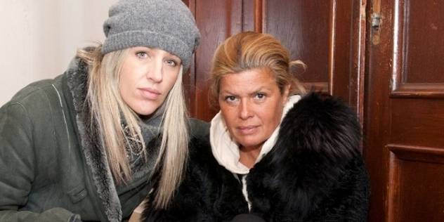 Mia Begović (desno) (Foto: Story.hr)