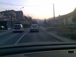 Policija pretiče na punoj liniji (Foto: Čitatelj Sarajevo-x.com)