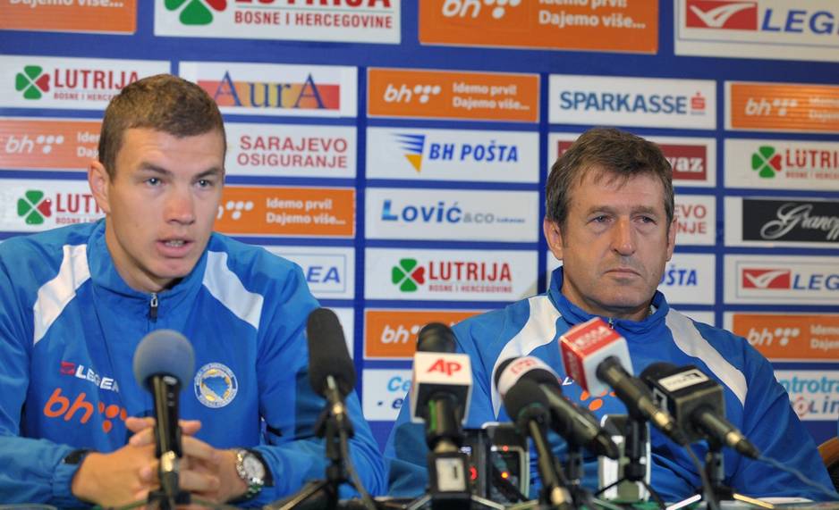 Edin Džeko i Safet Sušić (Foto: AFP)