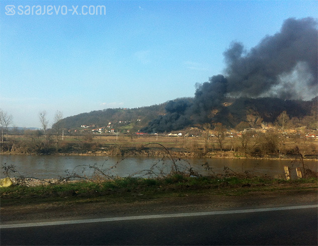 Požar u Kostajnici kod Doboja (Foto: Sarajevo-x.com)