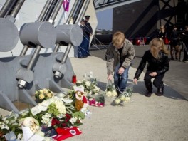 Počast žrtvama saobraćajne nesreće (Foto: AFP)