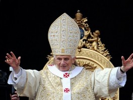 Papa Benedict XVI uputio poruku mira