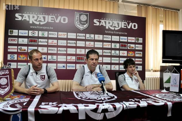 Fotografija sa konferencije za medije FK Sarajevo (Foto: Nedim Grabovica/Klix.ba)