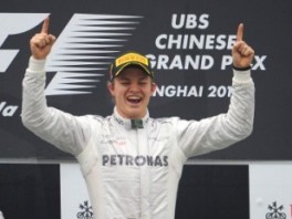Nico Rosberg slavi pobjedu u Kini (Foto: AFP)