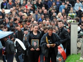 Sahrana Aleksandra Nakevskog, jednog od pet ubijenih Makedonaca (Foto: AFP)